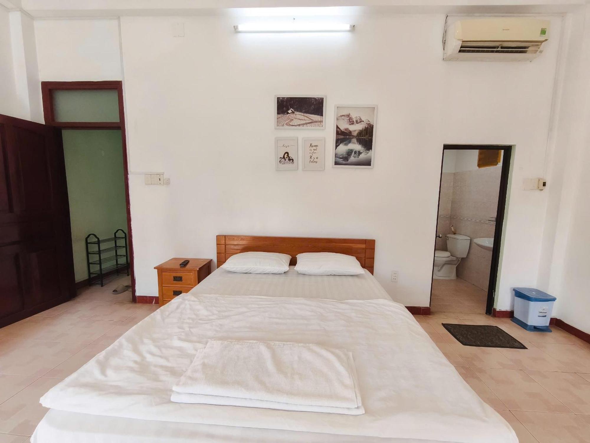 Halo Serviced Apartment *